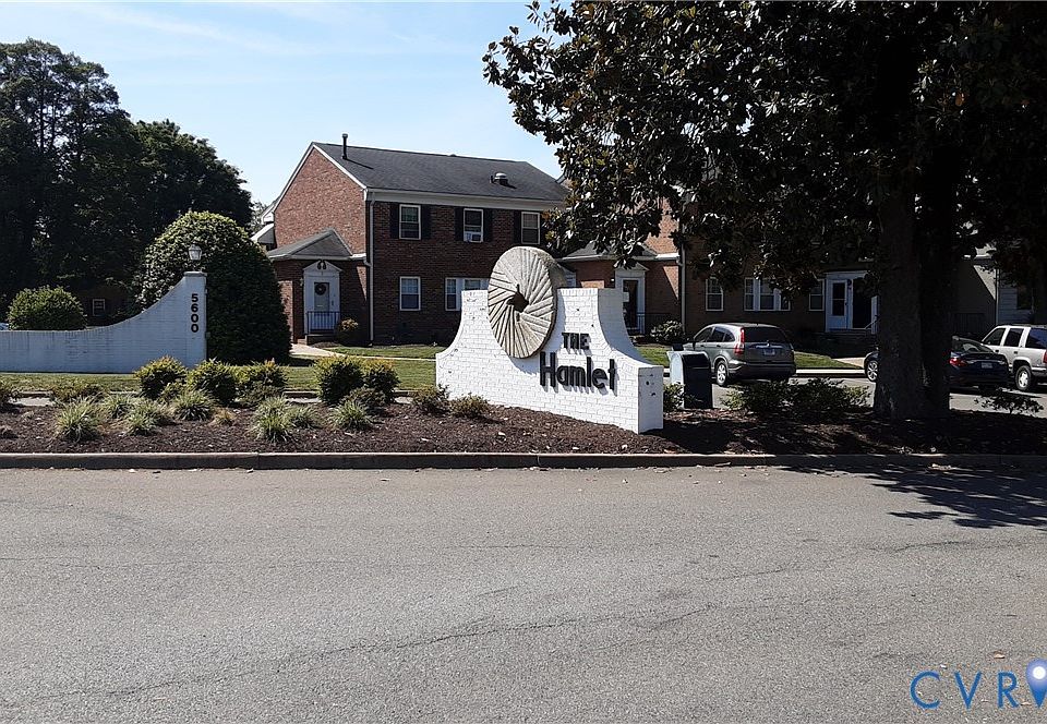 2nd image of 25 Millstone Rd #25