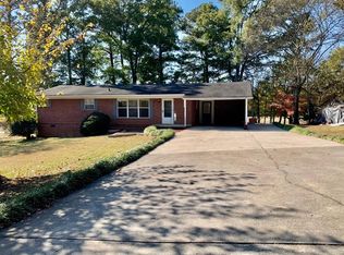 107 Bridlewood Dr, Dalton, GA 30721