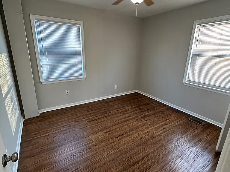 516 Marquette Dr — Photo 8