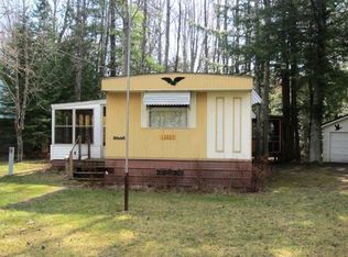 13220 Cropsey Ln, Mountain, WI 54149