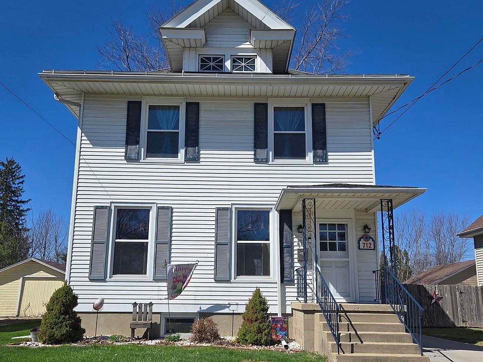 1st image of 712 Maple Ave