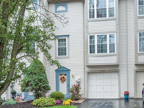2nd image of 2753 Red Oak Cir