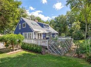 21 Cranbury Rd, Norwalk, CT 06851