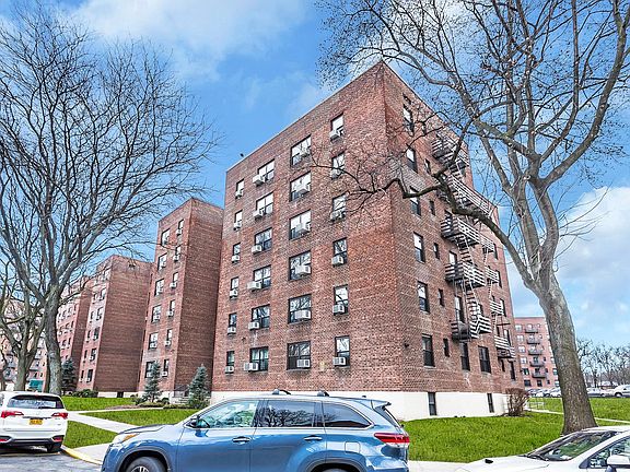 4th image of 21102 75th Ave APT 1K