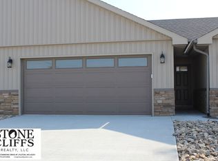 904 Scott Station Rd #C, Jefferson City, MO 65109