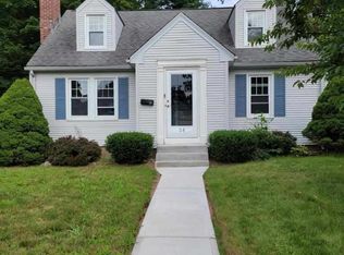 38 Grandview St, Manchester, CT 06040