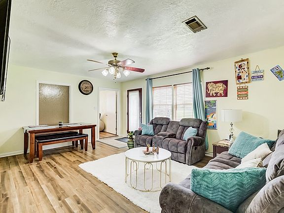 3rd image of 502 S 13th St