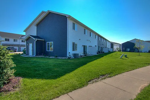Dawes Place Townhomes Photo 1