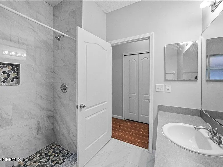 8871 Canopy Oaks Dr — Photo 56