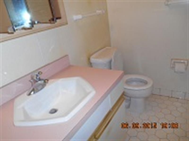 2nd image of 1090 Carefree Cove Dr