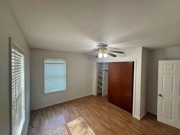 2233 Lilly St, Lake Charles, LA 70601