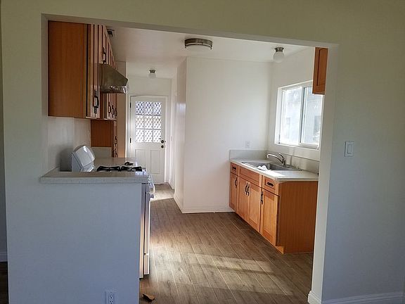 3rd image of 10420 Miloann St