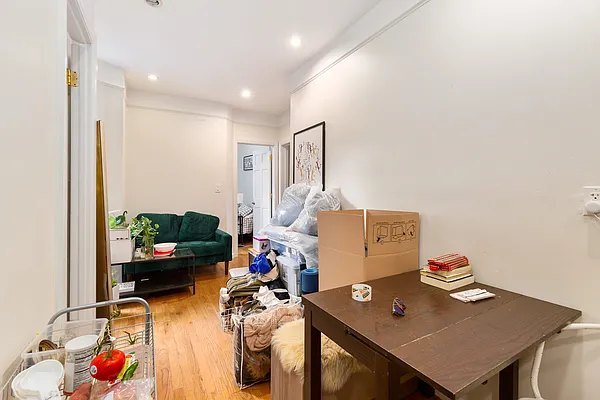 Rented by MNS | media 22