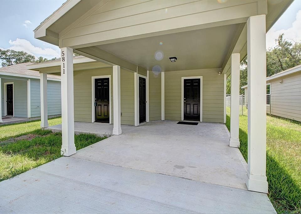 1st image of 5811 Cebra St