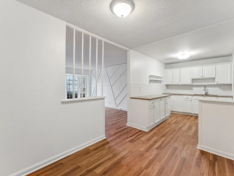 417 Price Dr — Photo 17