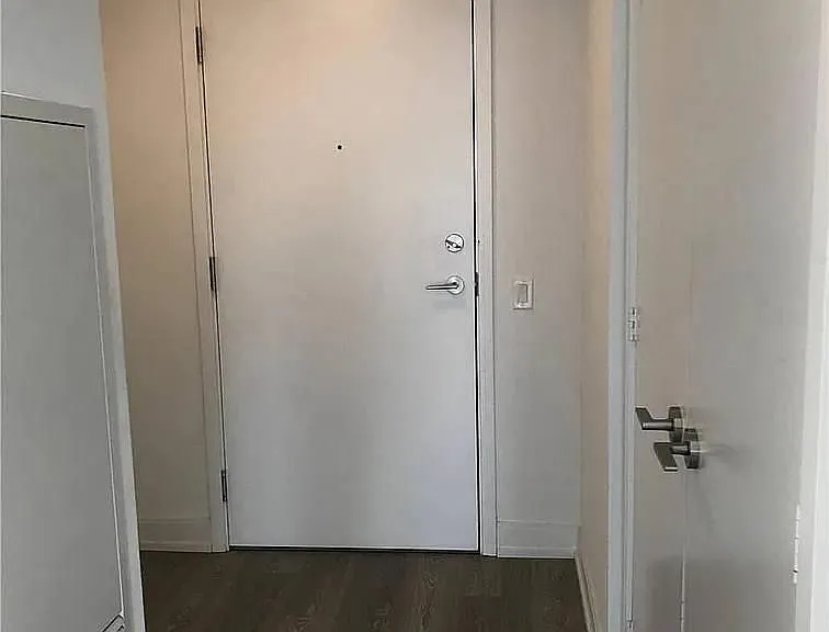 181 Dundas St E #3011 — Photo 9