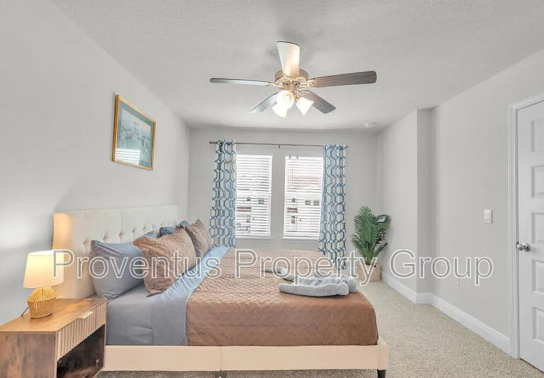 5724 Sandy Walk St — Photo 21