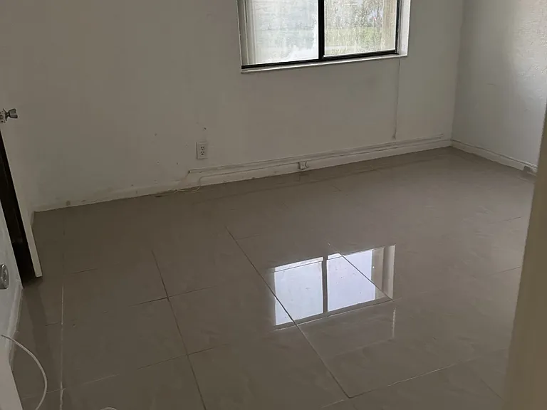 4360 Fountains Dr — Photo 6