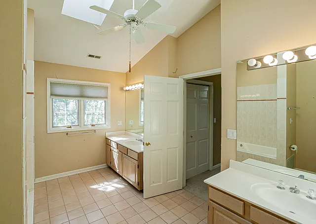 3121 Lake Ave — Photo 14