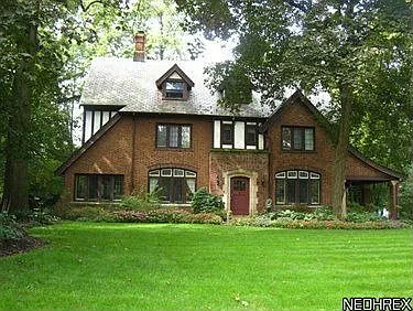 2944 Winthrop Rd photo 1