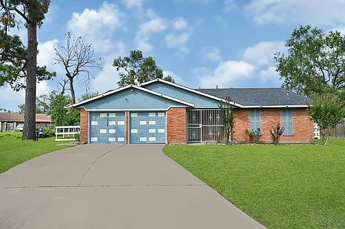 12223 Woodcliff Dr Photo 1