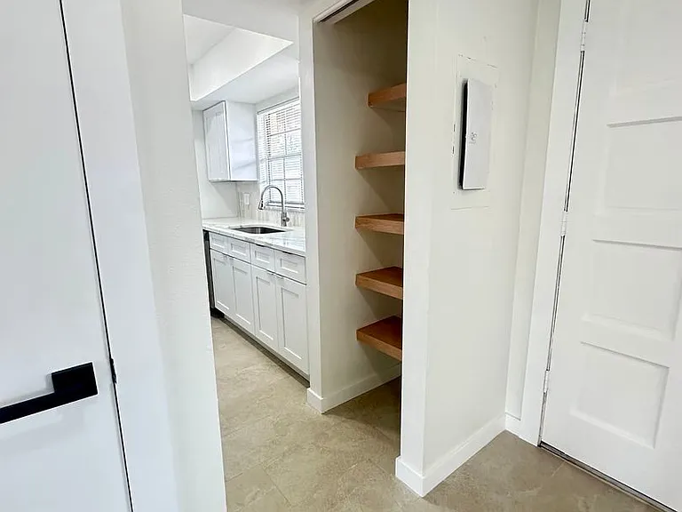 1845 S Highland Ave #6-11 — Photo 7