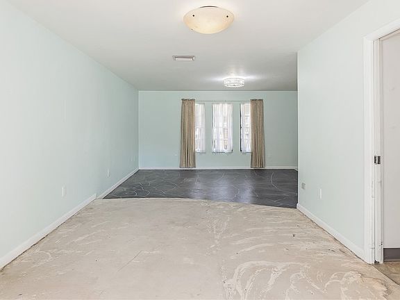 5th image of 1670 Braman Ave