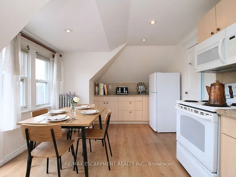22 Blake St #5 — Photo 11