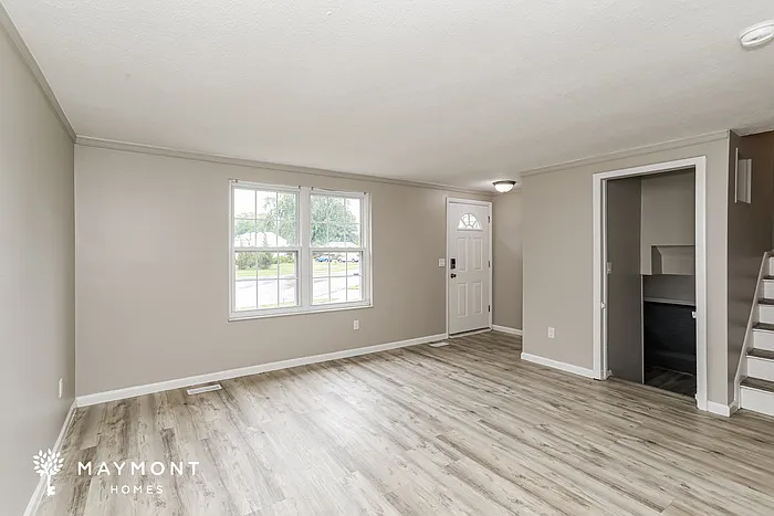 608 Jeffery Ct — Photo 7