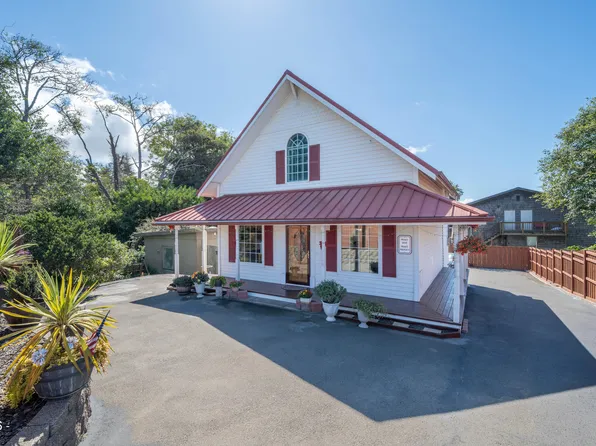 636 E Olive St, Newport, OR 97365