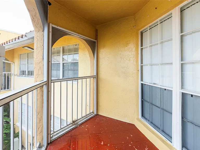 15635 SW 74th Circle Dr #12 — Photo 2