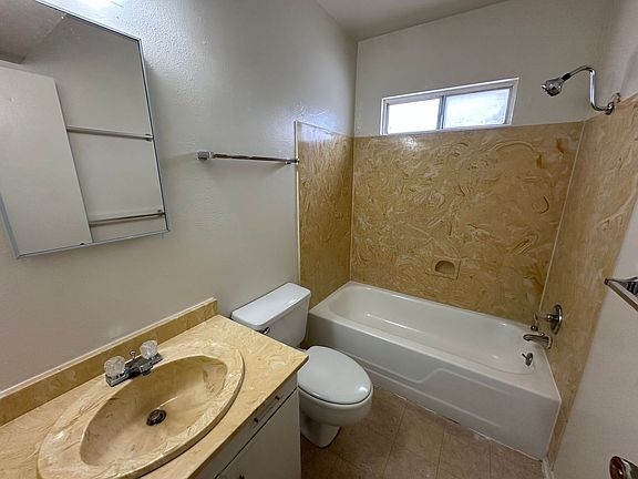 4th image of 810 S Kolb Rd Unit 4