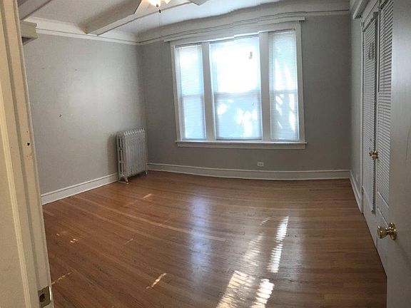 3rd image of 1300 W Hood Ave #90q9sxmr6