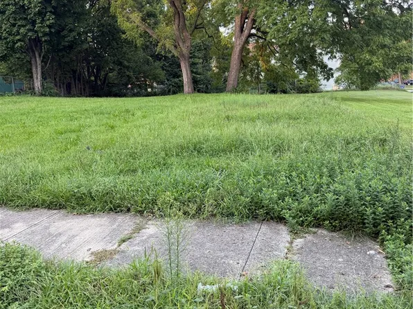 12 Dayton Ave, Dayton, OH 45402