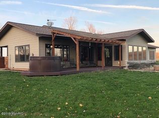 978 Adolph Rd, Union City, MI 49094