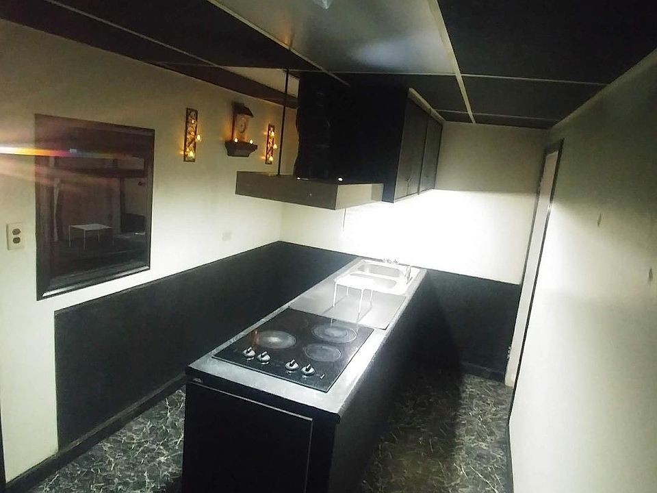 2nd image of 113 Taft Pl