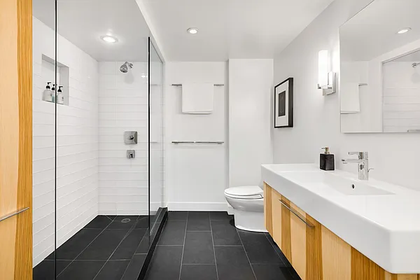 Sold by Compass | media 20