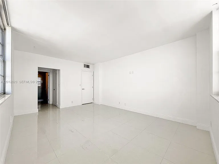 1455 N Treasure Dr #6H — Photo 18