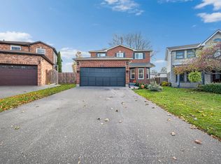 703 Mountjoy Ct, Oshawa, ON L1K1W8