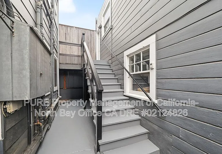 515 Eugenia Ave #515 — Photo 14