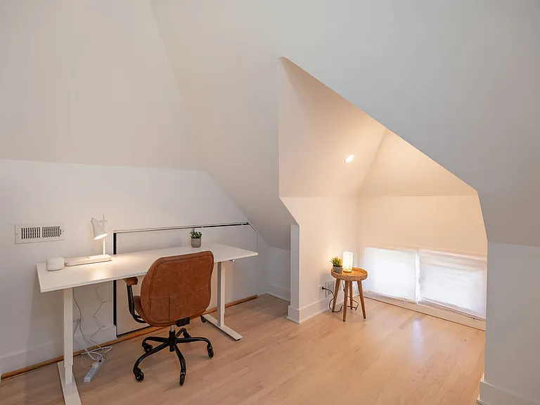 2227 N Nordica Ave — Photo 31