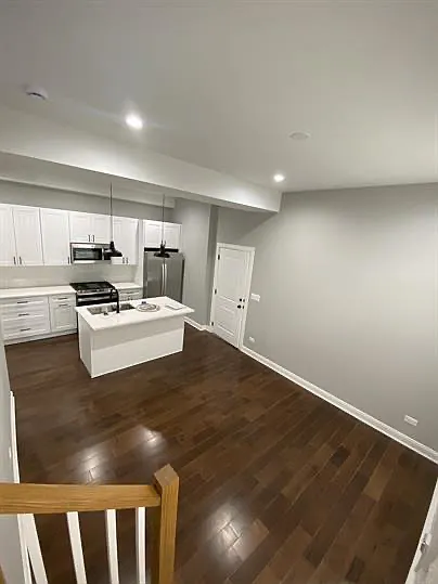 2154 W Potomac Ave #2F — Photo 14