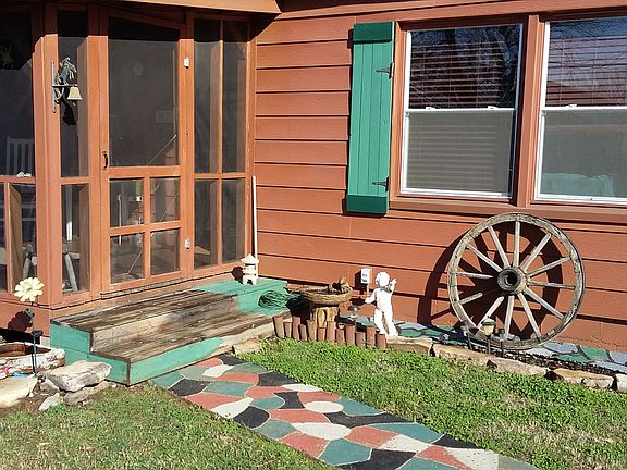 Front of House3