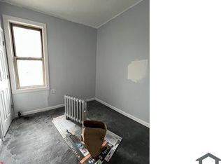 46 Randolph St APT 3E, Yonkers, NY 10705