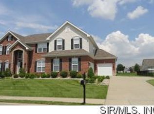 4132 Woodland Park Dr, Swansea, IL 62226