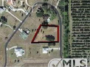 5251 River Blossom Ln, Labelle, FL 33935