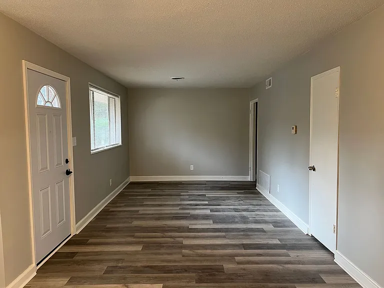 3608 Willow Lane Dr — Photo 8