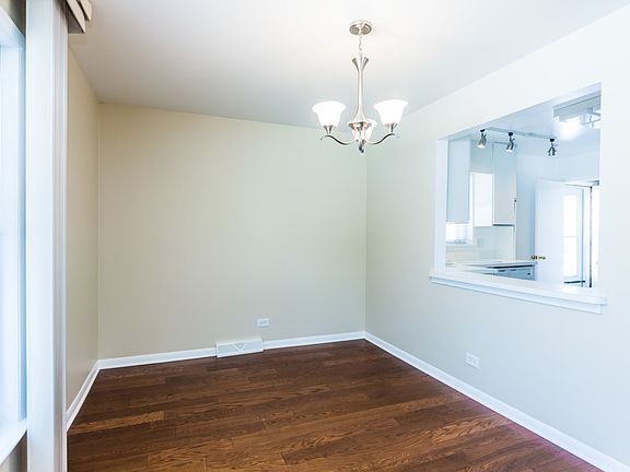 5th image of 712 Lawler Ave