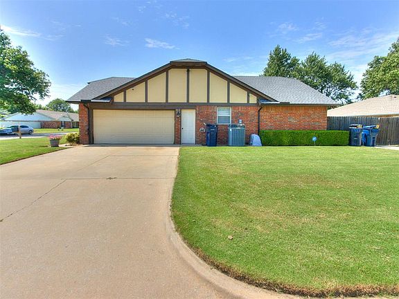 4th image of 621 Brookwood Dr