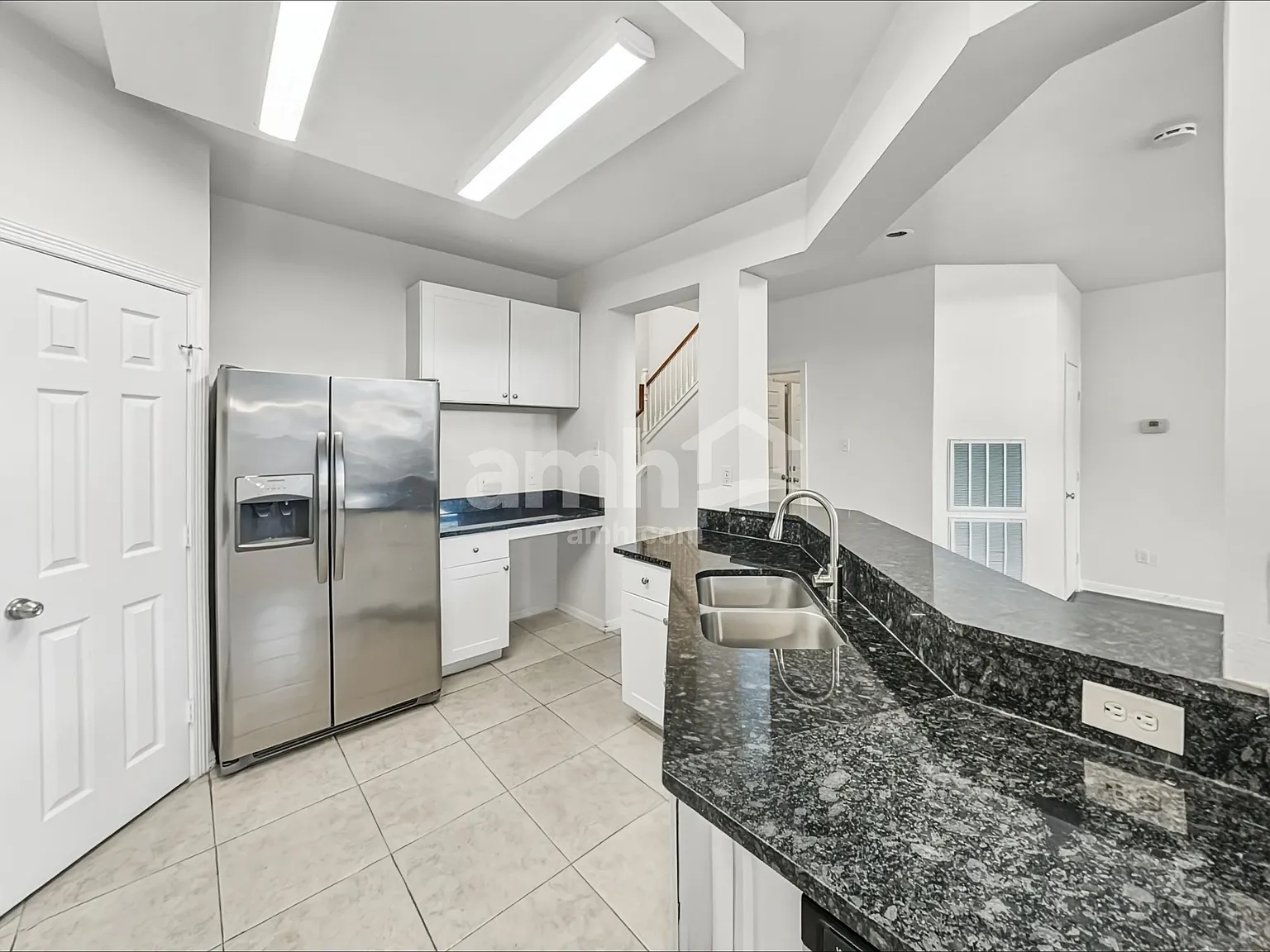 4 bed, 2.5 bath, 2753 sqft, $2,495 — Photo 3